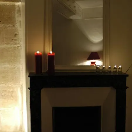 Les Tomettes Rouges * Париж